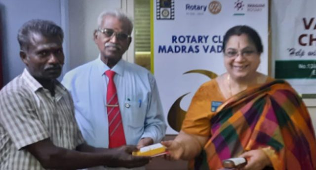 Eye Camp - Spectacle distribution at Porur - 9th August 2022